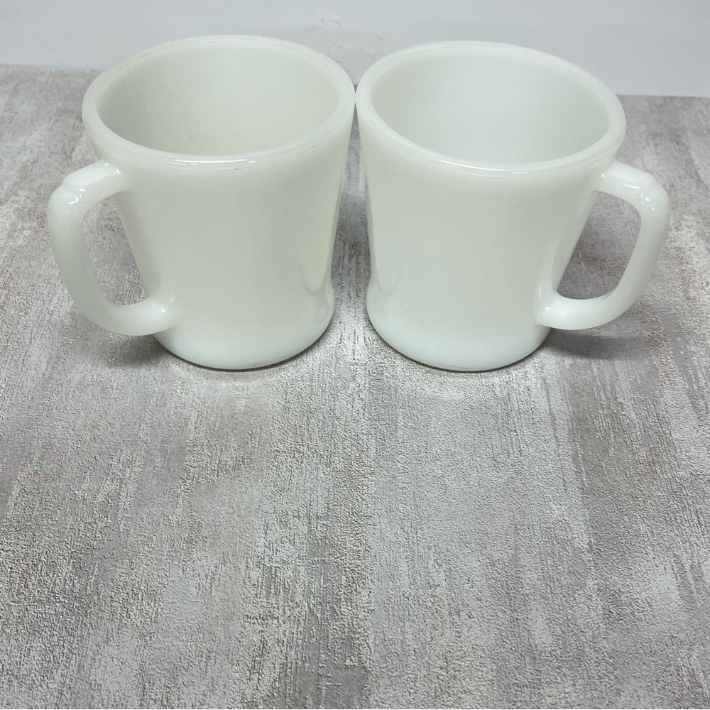Classic Fire King milk glass White Ceramic‎ Mugs​